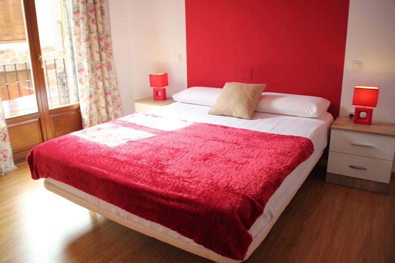 Apartamentos San Lazaro 仕格莱 外观 照片