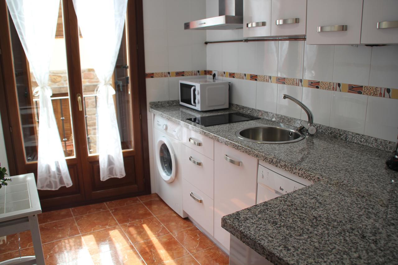 Apartamentos San Lazaro 仕格莱 外观 照片