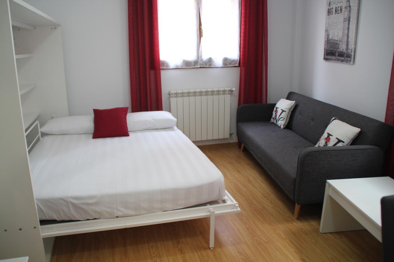 Apartamentos San Lazaro 仕格莱 外观 照片
